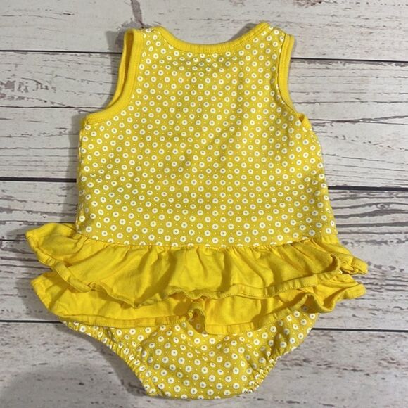 NWOT Bundle of 2 Infant Baby Girl Rompers Size 6M - Picture 4 of 7